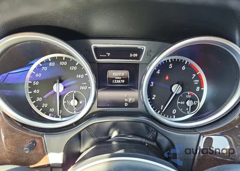 2015 Mercedes-Benz Ml 350 4Matic z USA, uszkodzony, nr VIN 4JGDA5HB9FA619177